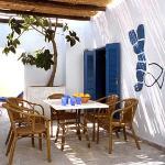 The White Houses, Greece