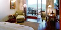 Deluxe Valley View Room