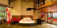 Air-conditioned house with private pool / Jacuzzi