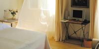 Double Room (Ivory / Cacao)