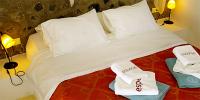 Honeymoon Suite