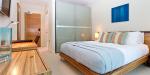 State Room Captain's Club Hotel, United Kingdom, State Room