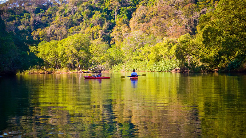 kayaking.jpg.1024x0.jpg_ed
