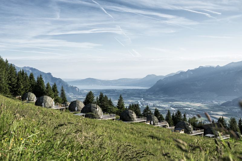 Find your perfect mountain retreat / Whitepod, Switzerland