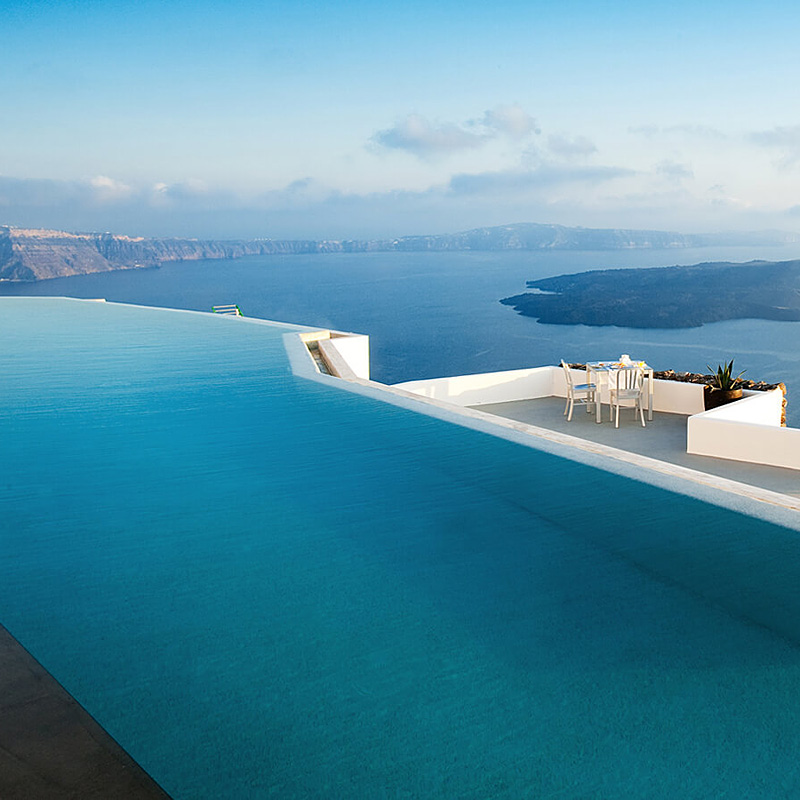 i-escape blog / Hotels with amazing views / Grace Santorini, Greece