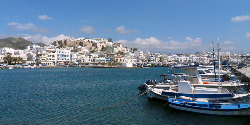 the i-escape blog / Which greek islands are best for families / Cyclades
