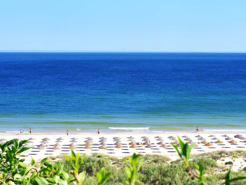 The i-escape blog /The last days of annual leave: 9 brilliant breaks / Praia Verde beach