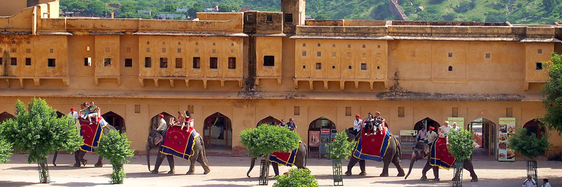 The i-escape blog / Rajasthan in 14 days: top tips for first-time travellers / Jaipur