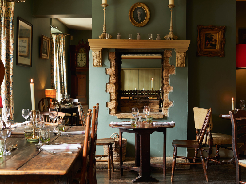 The i-escape blog / How to spend a £250 i-escape voucher / The Lord Poulett Arms