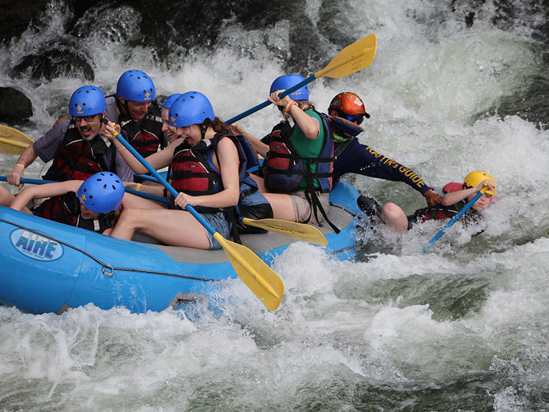 i-escape blog / Just Back From Costa Rica / White-water rafting