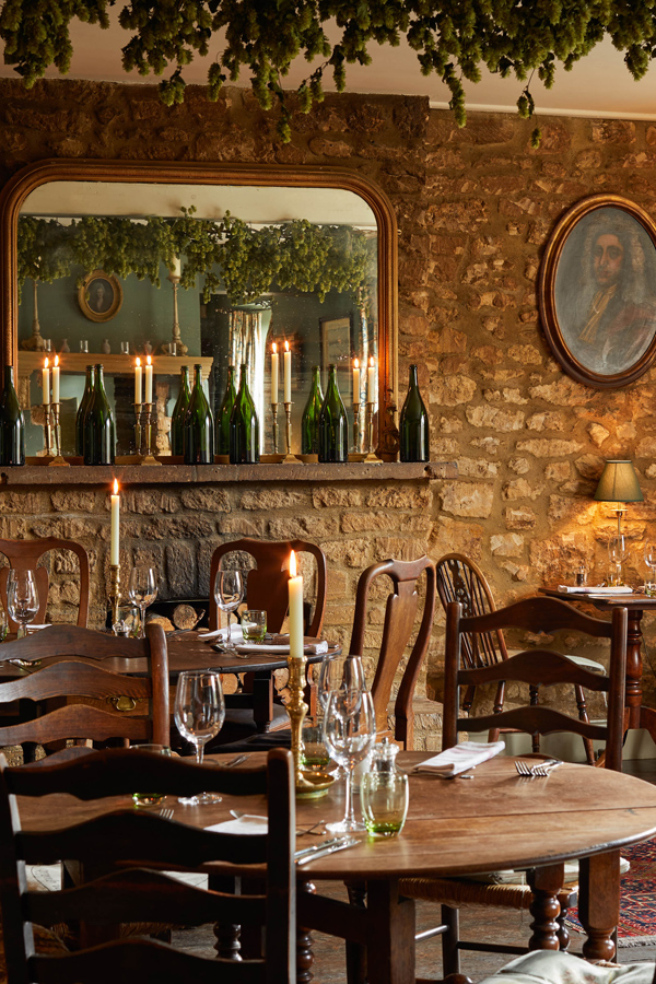 The i-escape blog / hotels for valentines day and beyond / The Lord Poulett Arms