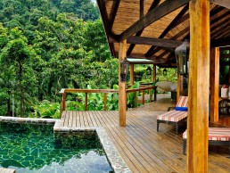 the i-escape blog / The 2024 Hotlist: Your top places to visit / Pacuare Lodge